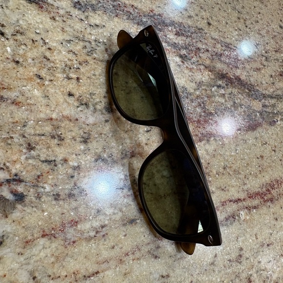 Ray-Ban Tortoise Shell Sunglasses - Picture 9 of 9